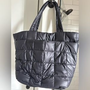 Lululemon quilted grid tote bag - 26L